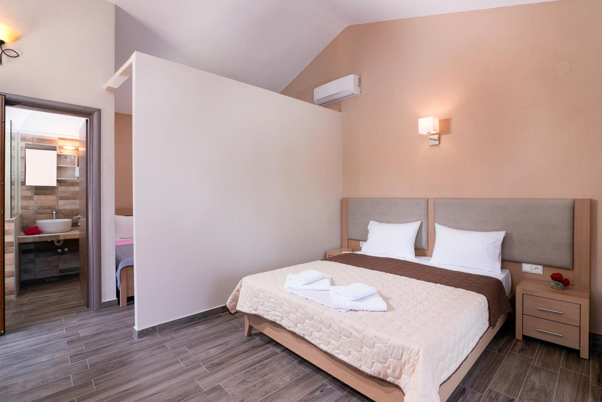 Kapsogeorgis Rooms กอยนิรา ภายนอก รูปภาพ