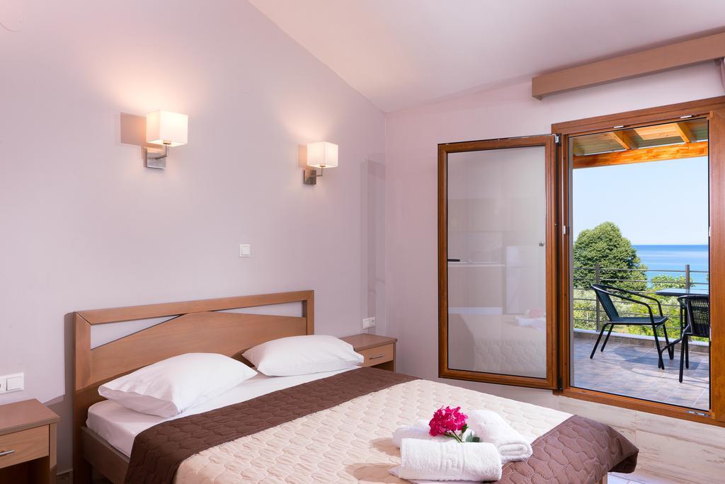 Kapsogeorgis Rooms กอยนิรา ภายนอก รูปภาพ